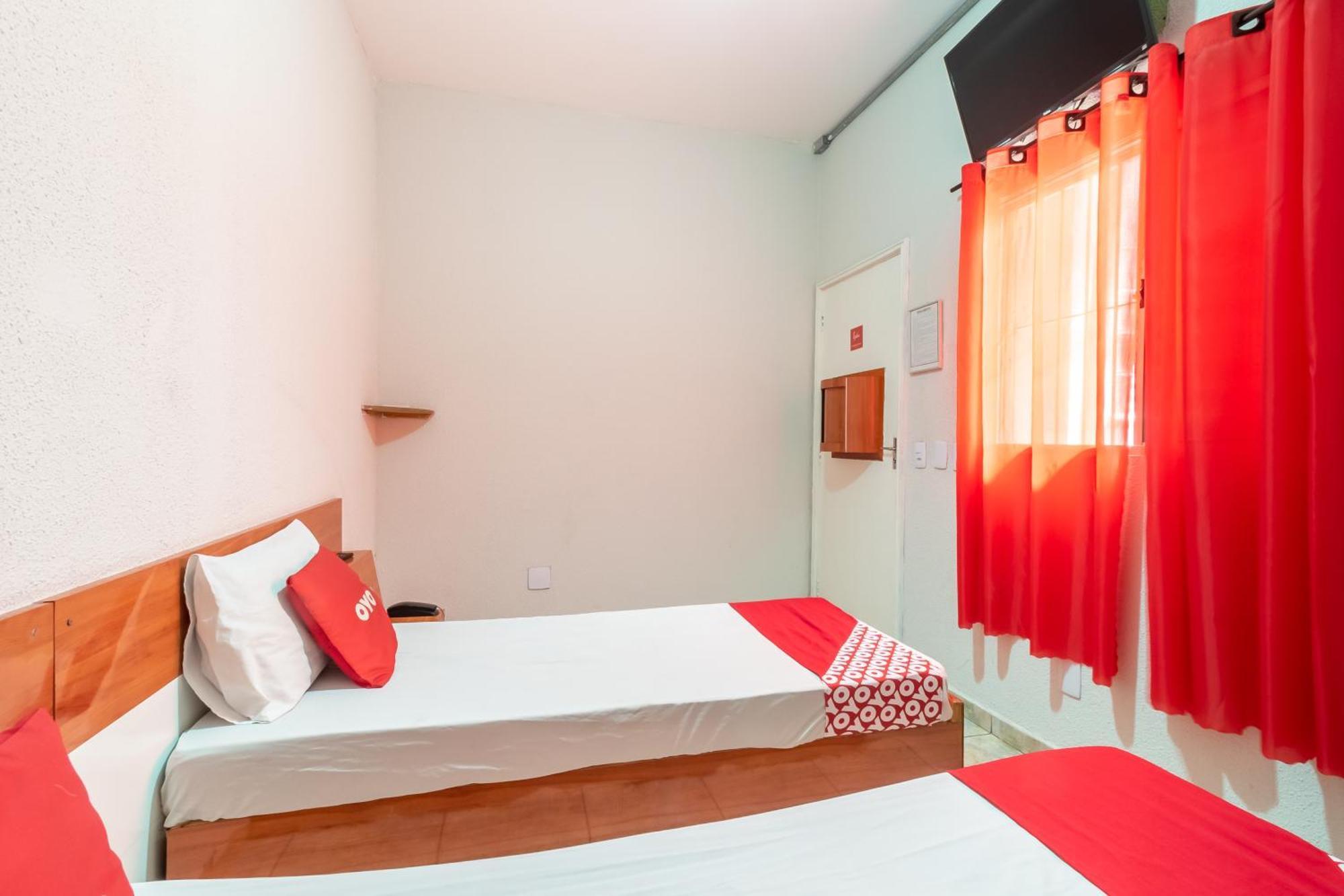 Oyo Hotel Dom Pedro, São Paulo Luaran gambar